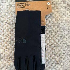 Women’s North Face Apex Gloves